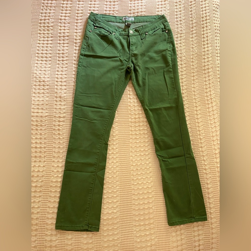 💜3/$25💜 Klip pants size 13